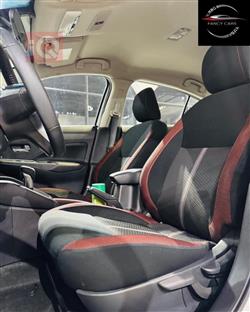 نيسان فيرسا